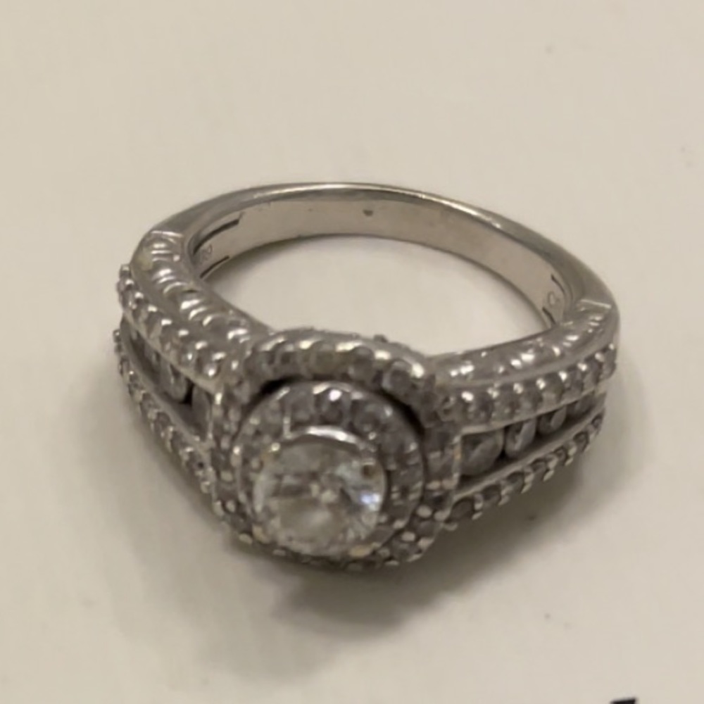 Zales Celebration Grand 14k White 1.5CT White Gold Diamond Engagement Ring Size7